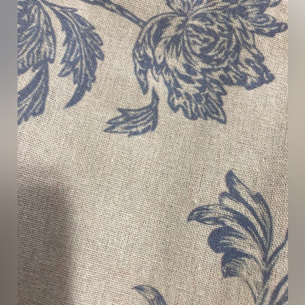 NWTS Floral Linen Shower Curtain - Picture 4 of 6